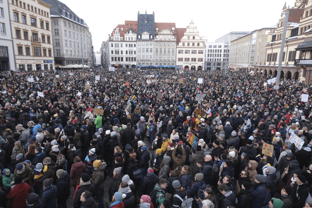 Thousands gather to demonstrate against right-wing extremism, in the market square in Leipzig, Germany, Jan 21, 2024. (PHOTO / DPA VA AP)