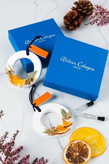 A complementary Atelier Cologne gift set also comes with each tea set for two