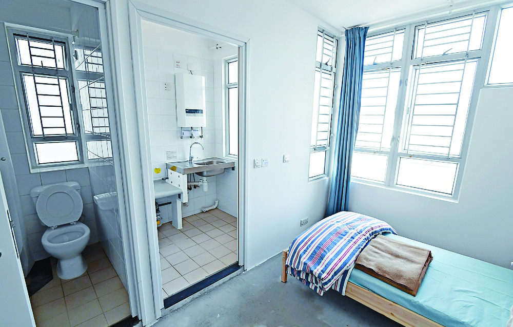 Chun Yeung Estate and one of the quarantine units inside. Chun Yeung Estate and one of the quarantine units inside.