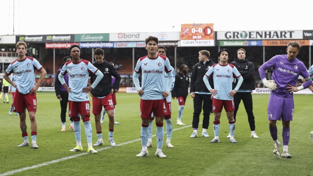Feyenoord drop points in draw, miss out on title. AFP