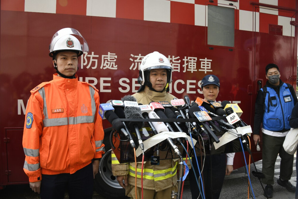 Deputy chief fire officer Keung Sai-ming said on Friday that dry air and strong wind have made it more difficult for firefighters to douse the blaze.