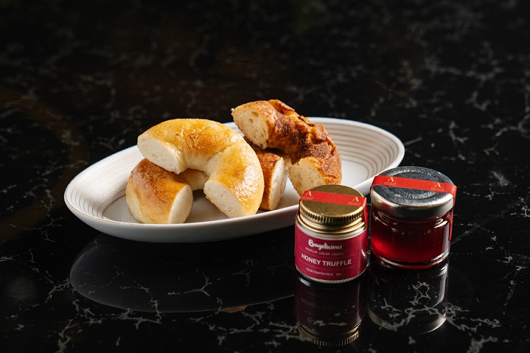The reimagined high tea concept centers on a selection of premium mini bagels in partnership with Bageliciouz