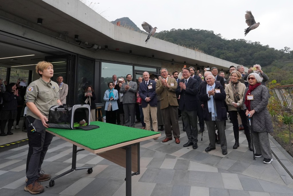 Guests tour the Jockey Club Nature Conservation Centre. (HKJC)