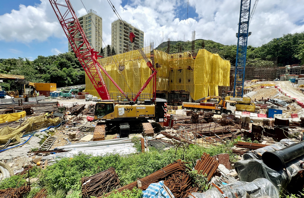 University of Hong Kong takes construction safety and standards very seriously, says Zhang Xiang.SING TAO University of Hong Kong takes construction safety and standards very seriously, says Zhang Xiang.SING TAO