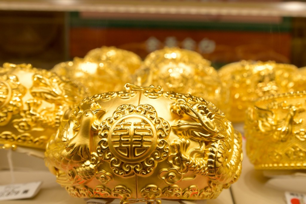 Gold jewelry is seen in Chow Sang Sang’s store. SING TAO