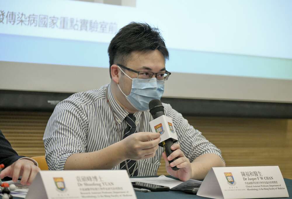 Jasper Chan Fuk-woo from the University of Hong Kong’s department of microbiology said the ratio of high risk groups developing complications and dying from Omicron infections is still higher than that of common cold. File photo Jasper Chan Fuk-woo from the University of Hong Kong’s department of microbiology said the ratio of high risk groups developing complications and dying from Omicron infections is still higher than that of common cold. File photo