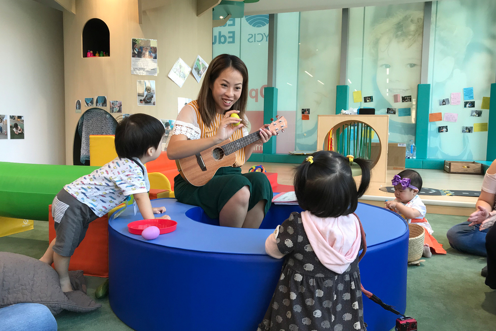 Teachers use music and singing to engage children and support their auditory skills and language development from a young age. Teachers use music and singing to engage children and support their auditory skills and language development from a young age.