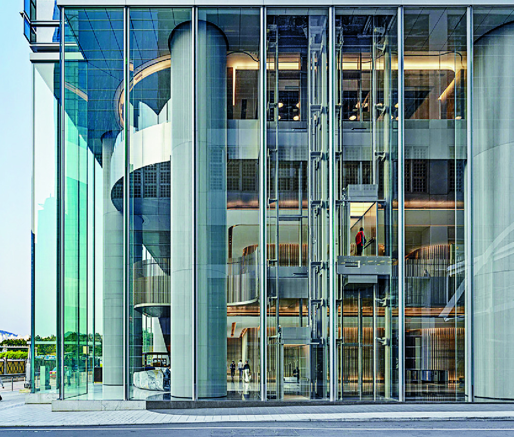 ONE TAIKOO PLACE: Cutting-edge design. ONE TAIKOO PLACE: Cutting-edge design.