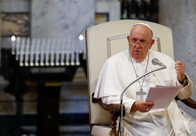 Pope Francis attends the Vespers prayer service at Saint Mary Major Basilica in Rome, Italy, August 5, 2024. REUTERS/Guglielmo Mangiapane