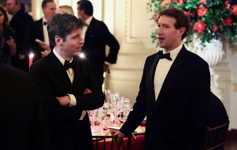 OpenAI CEO Sam Altman and Meta CEO Mark Zuckerberg chat during a state dinner hosted by US President Donald Trump and first lady Melania Trump for Chinese President Xi Jinping and his wife, Peng Liyuan, at the White House in Washington, D.C., US, September 24, 2026. REUTERS/Evelyn Hockstein