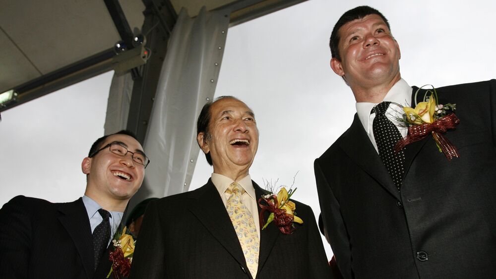 Lawrence Ho, left, with father Stanley Ho and Australian tycoon James Packer at the opening of the City of Dreams in Macau in 2006. 