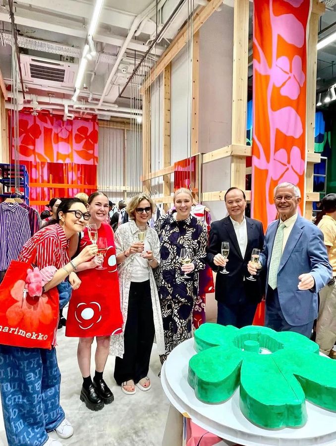 Timo Kantola, right, attended the opening of Marimekko’s flagship store in Causeway bay, hong Kong, on october 21, 2025. (Instagram: @finlandhongkongmacao)