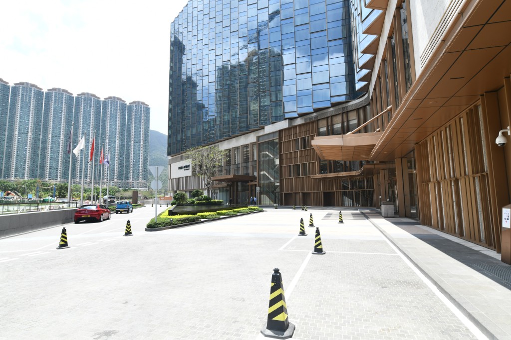 Sheraton Hong Kong Tung Chung Hotel.