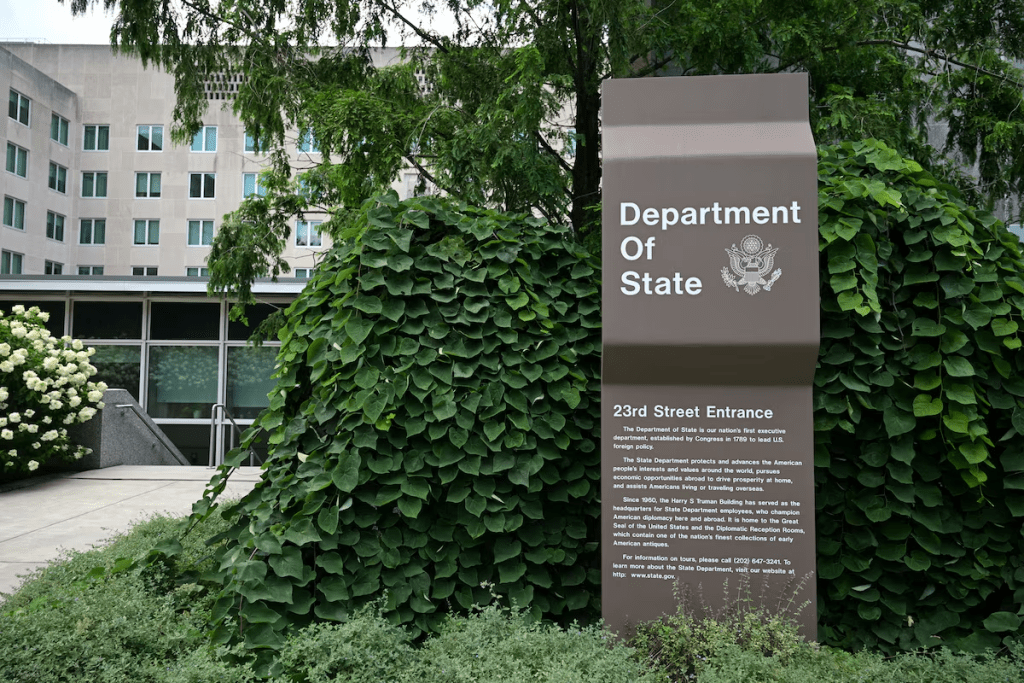 A general view of a U.S. State Department sign outside the U.S. State Department building in Washington, D.C., U.S., July 11, 2025. REUTERS/Annabelle Gordon
