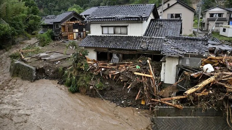 Did the tsunami hit japan tonight