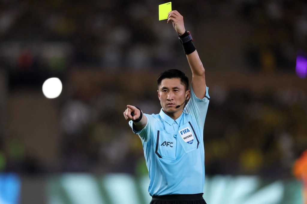 Ma Ning on the field.