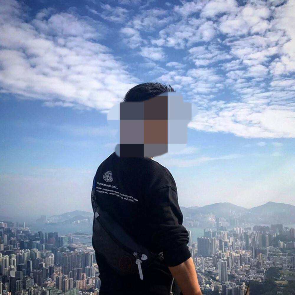 The arrested police officer surnamed Luk. Photo on the internet. 