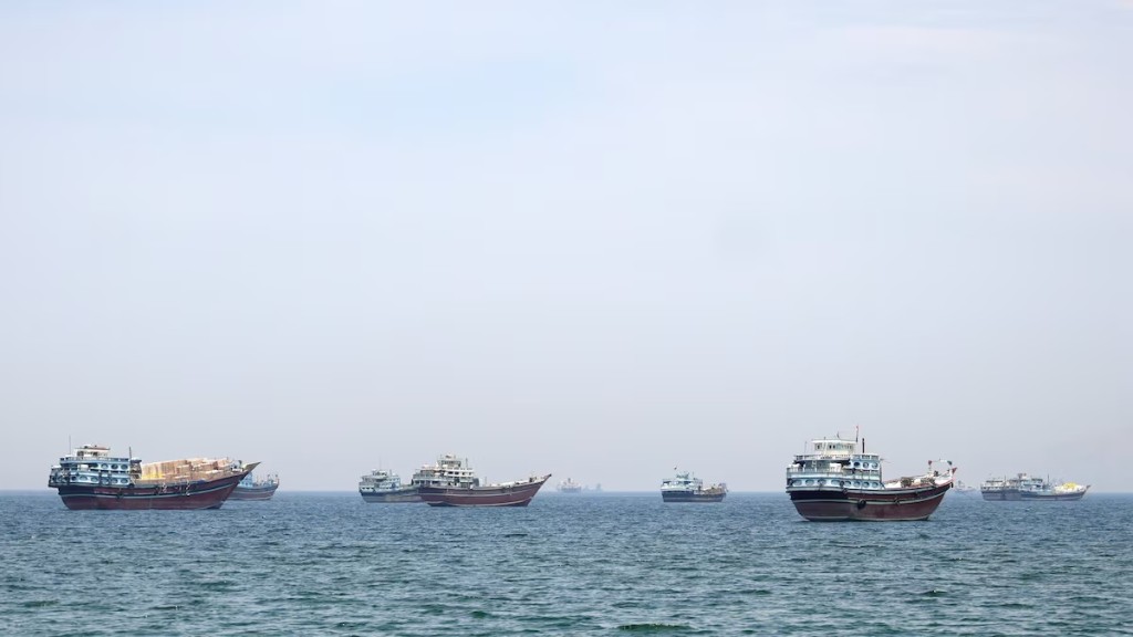 Ships and boats in the Strait of Hormuz, Musandam, Oman, April 29, 2026. REUTERS/Stringer 