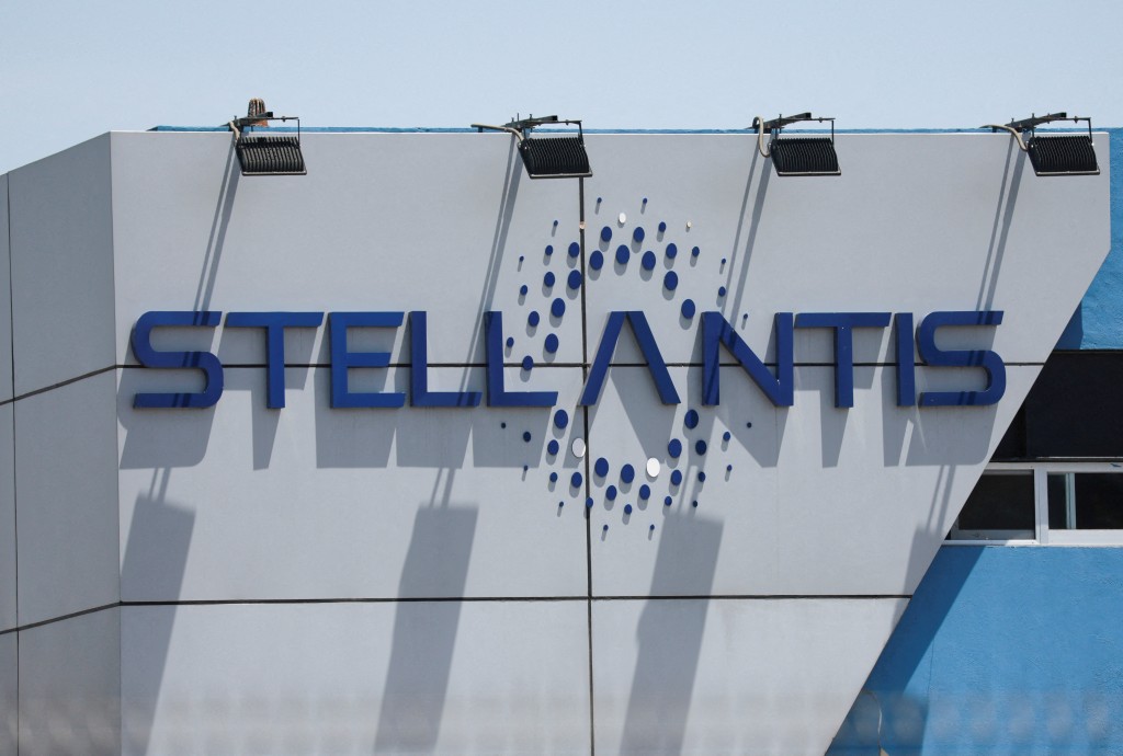 Stellantis logo is pictured at one of its assembly plants following a company's announcement saying it will pause production there, in Toluca, state of Mexico, Mexico April 4, 2025. REUTERS/Henry Romero/File Photo