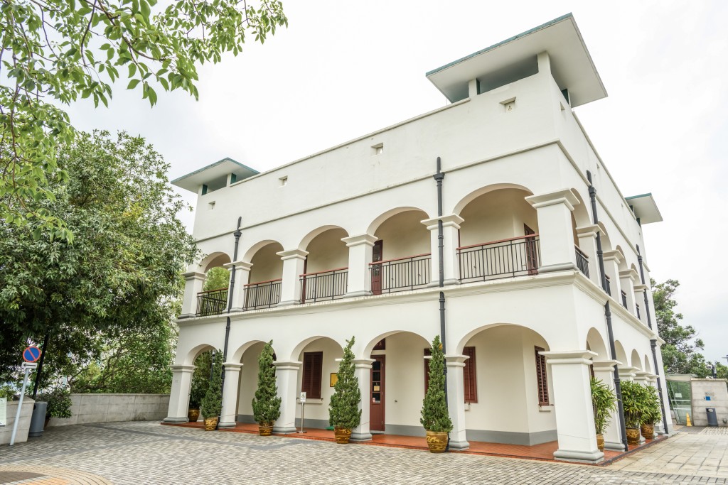 The Old Ping Shan Police Station, currently the Ping Shan Tang Clan Gallery cum Heritage Trail Visitors Centre (Grade 2 Historic Building).