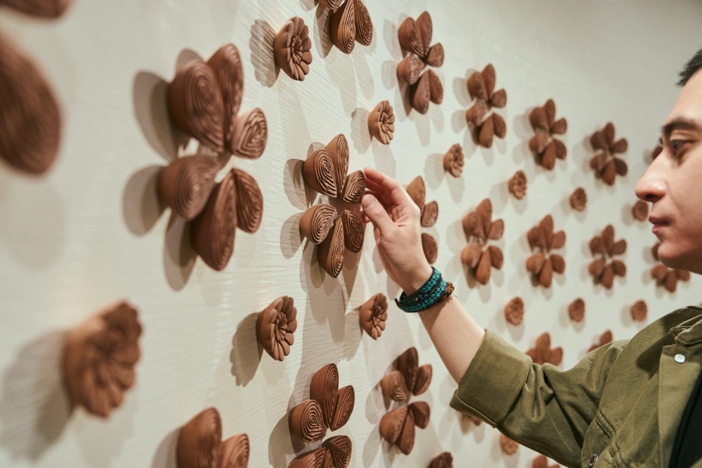 Albert Yonathan Setyawan presents - Metamorphic Modulation. (Photo courtesy of The Peninsula Hotels)