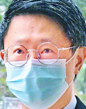 Tang Kwan-sze died the same year she was treated by Chan Siu-kim, right top, and Lam Chi-kwan. Tang Kwan-sze died the same year she was treated by Chan Siu-kim, right top, and Lam Chi-kwan.