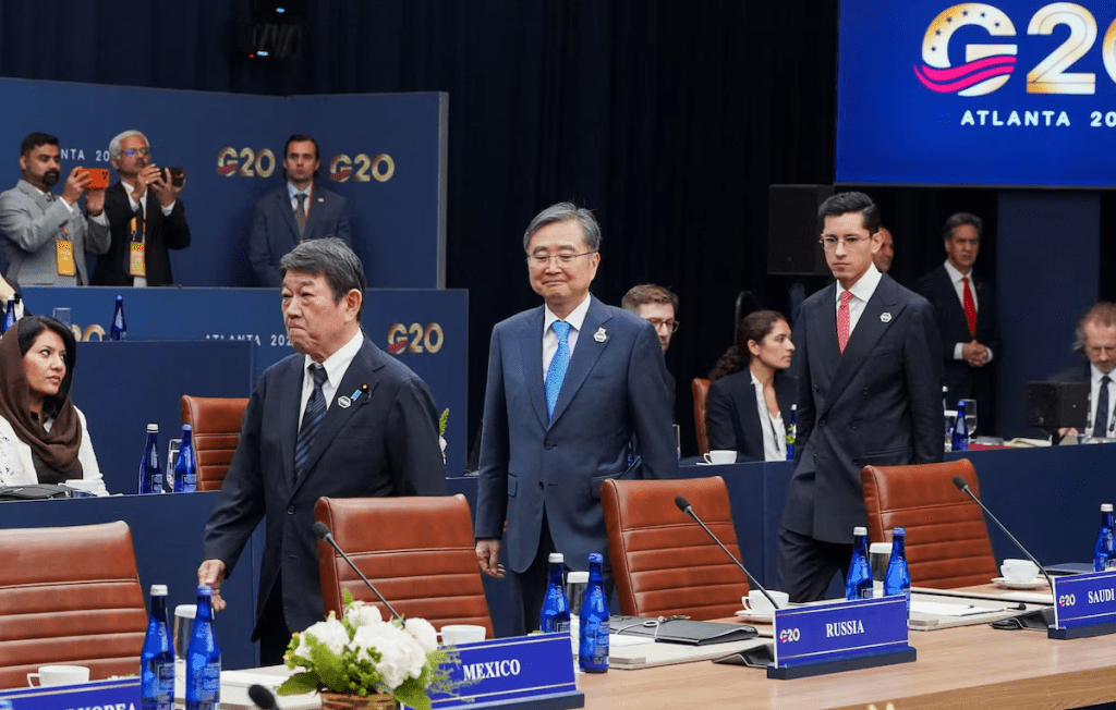 Japan's Foreign Minister Toshimitsu Motegi, South Korea Foreign Minister Cho Hyun, Mexico's Foreign Minister Roberto Velasco attend the G20 Foreign Ministers' Meeting in Atlanta, Georgia, US, October 30, 2026. REUTERS/Megan Varner/Pool