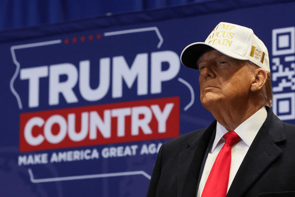 Former U.S. President and Republican presidential candidate Donald Trump campaigns in Indianola, Iowa, U.S., January 14, 2024. REUTERS/Brendan McDermid/FILE PHOTO