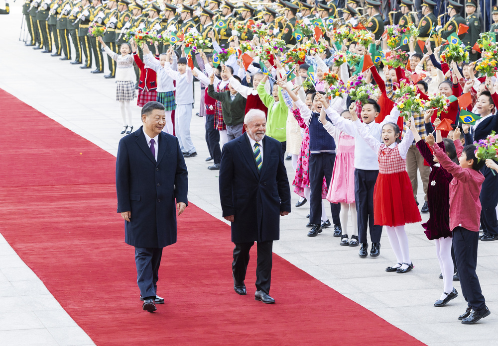 Chinese President Xi Jinping holds a welcoming ceremony for Brazilian President Luiz Inacio Lula da Silva at the square outside the east entrance of the Great Hall of the People prior to their talks in Beijing, capital of China, April 14, 2023. (Xinhua/Huang Jingwen)