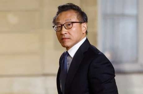 Joseph Tsai, chairman of Alibaba Group, arrives for a meeting with international investors at the Elysee Palace as part of the Artificial Intelligence Action Summit in Paris, France, February 10, 2025. REUTERS Joseph Tsai, chairman of Alibaba Group, arrives for a meeting with international investors at the Elysee Palace as part of the Artificial Intelligence Action Summit in Paris, France, February 10, 2025. REUTERS