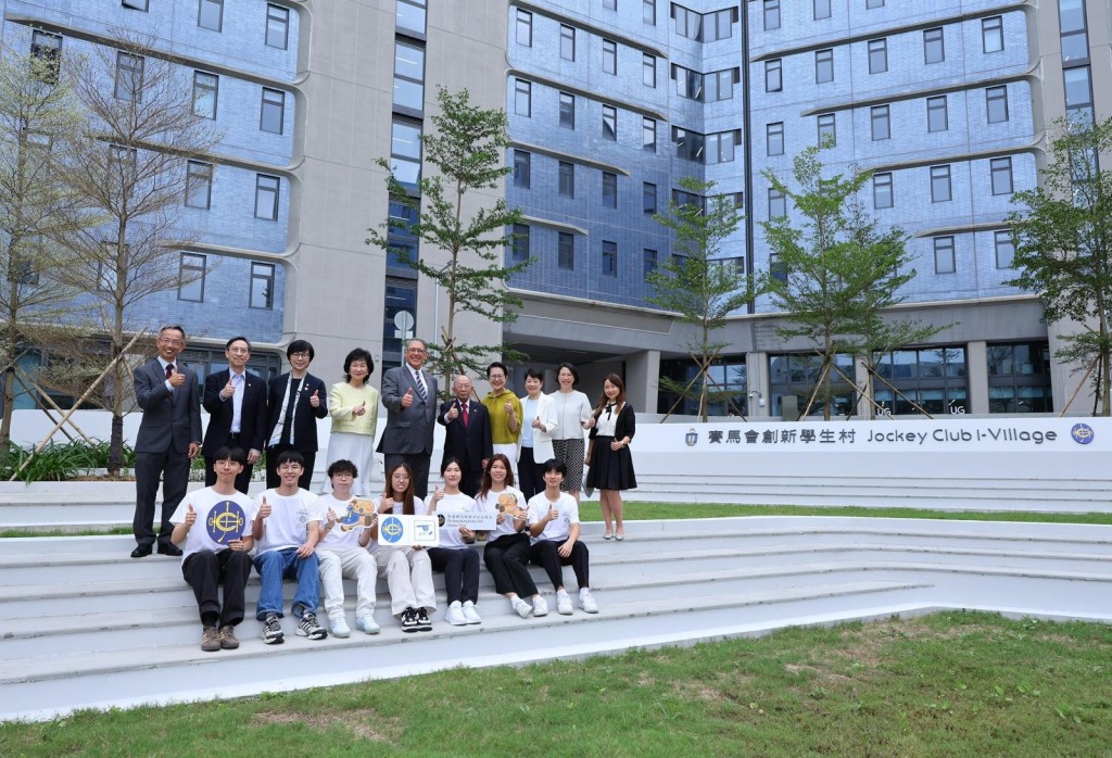 Group photo. Group photo.