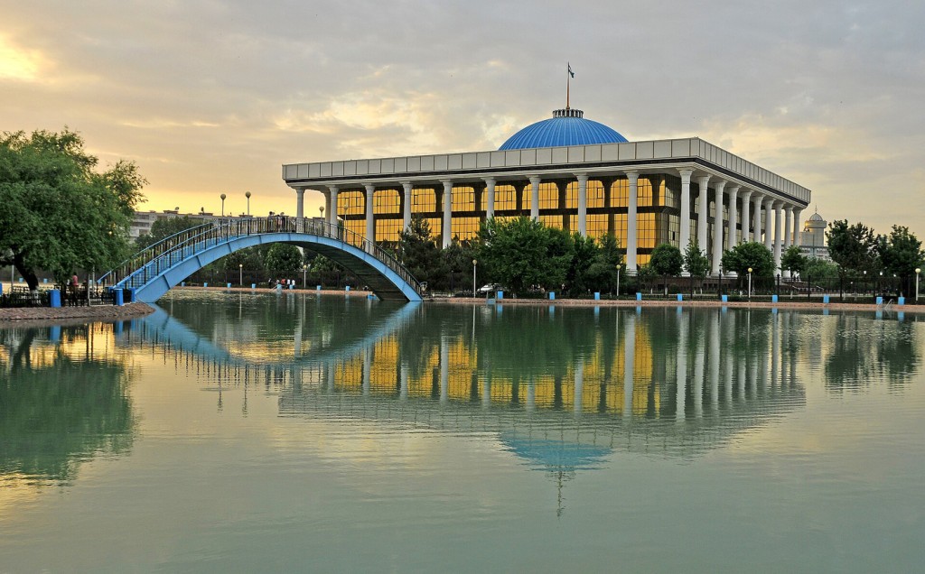 Oliy Majlis, the Tashkent parliament building.