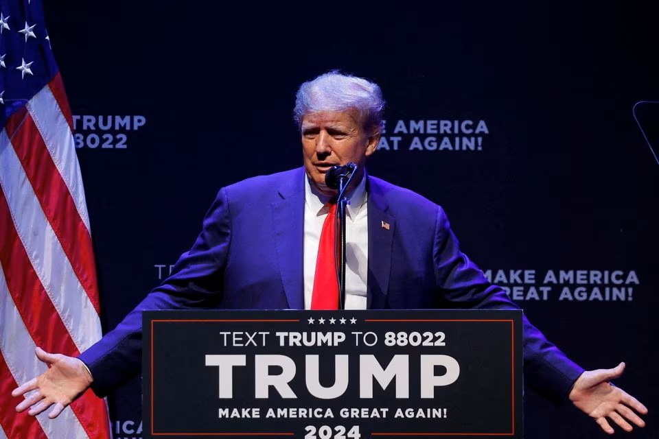 Former U.S. President Donald Trump delivers remarks on education as he holds a campaign rally with supporters, in Davenport, Iowa. (Reuters) Former U.S. President Donald Trump delivers remarks on education as he holds a campaign rally with supporters, in Davenport, Iowa. (Reuters)