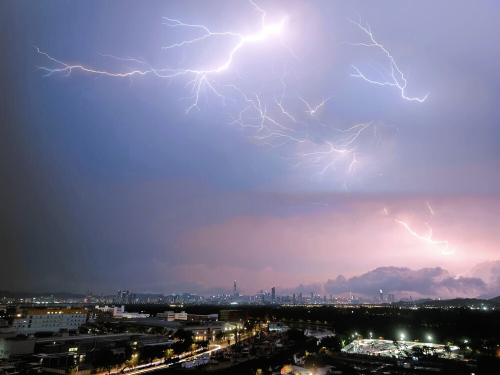 Photo by Cch Ten from Hong Kong Landscape Photography Society on Facebook.