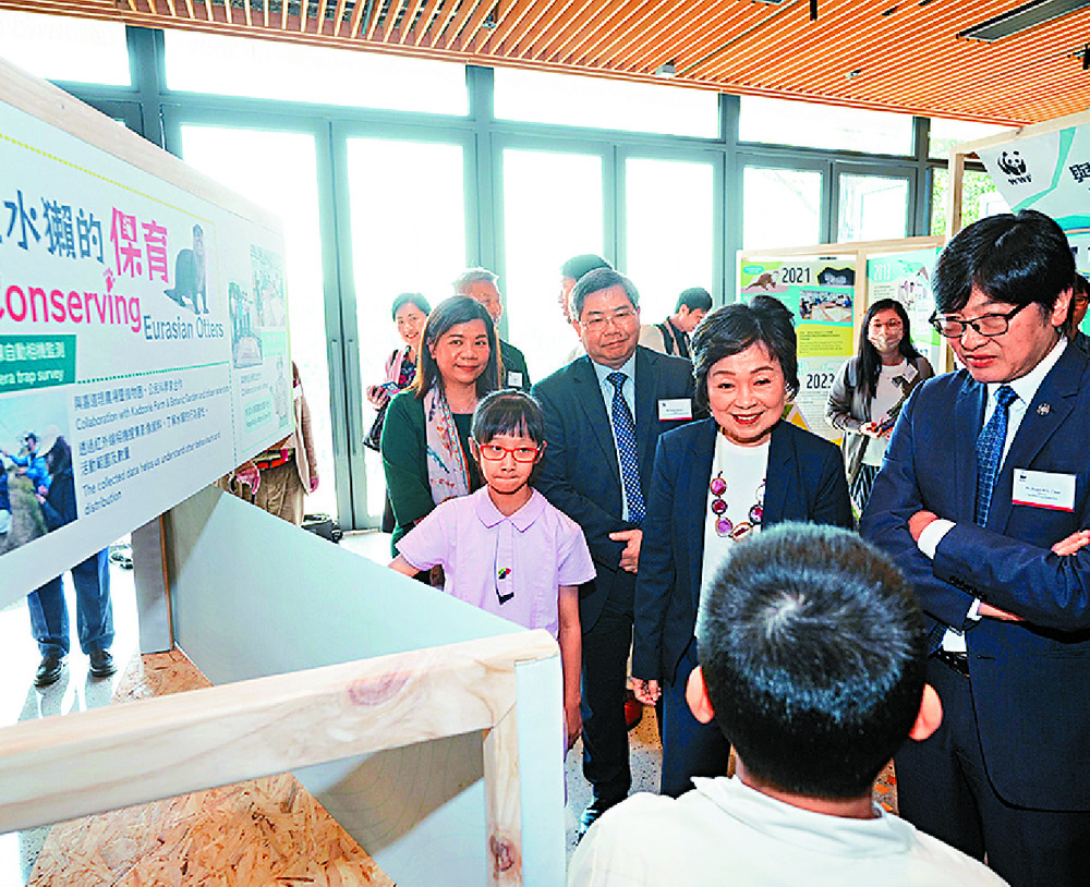 Christine Choi visits the upgraded center. Christine Choi visits the upgraded center.
