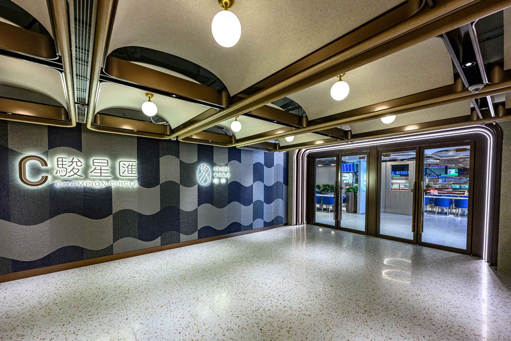 Champion Circle and Inner Circle will reopen in May with a brand-new look, becoming the largest dining and entertainment venue at Sha Tin Racecourse, offering an unparalleled catering and entertainment experience.