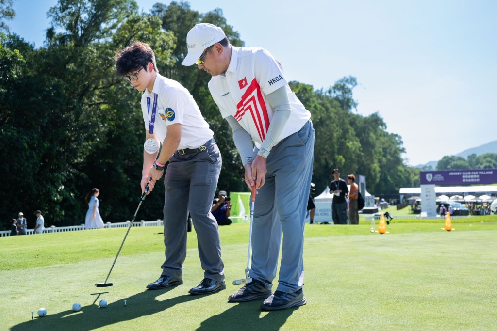 HKGC professional coaches mentored young players at Fanling Golf Course