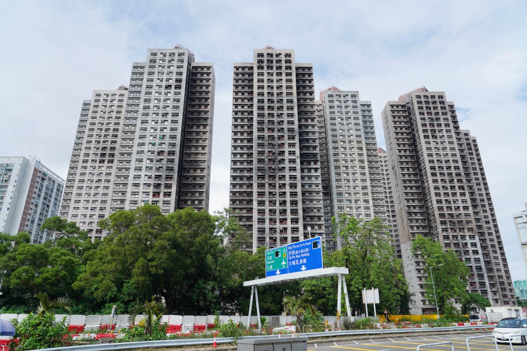 However, during the fire at Wang Fuk Court in Tai Po last year, some people immediately seized on the incident in an attempt to 'use disaster to disrupt Hong Kong' However, during the fire at Wang Fuk Court in Tai Po last year, some people immediately seized on the incident in an attempt to 'use disaster to disrupt Hong Kong'