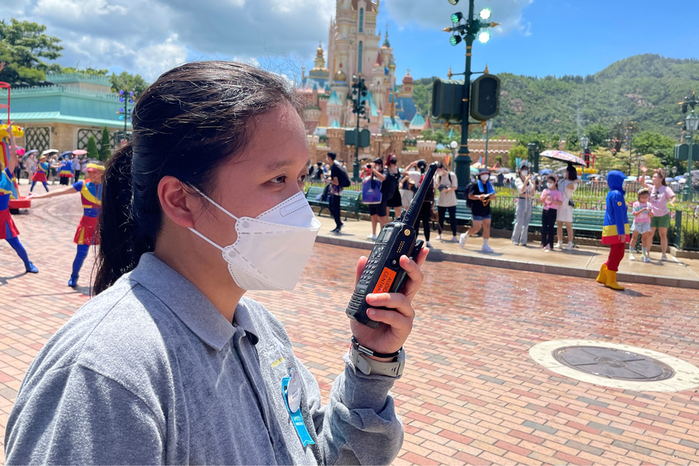 Coco Ho works as an Entertainment Technician at HKDL and takes an active part in the operations of large-scale shows.