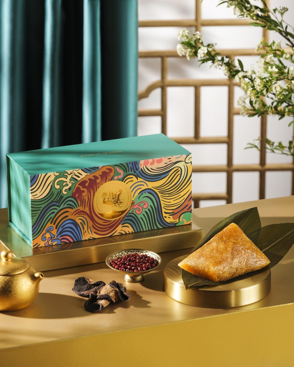 Shang Palace 30-year Tangerine Peel and Sweetened Red Bean Paste.