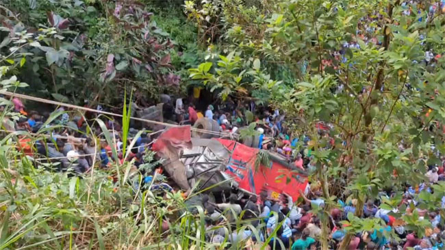At least 21 people were killed after a passenger bus skidded off a cliff in Sri Lanka on Sunday.