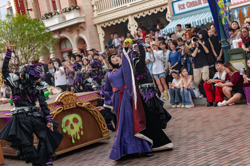 Disney Villains take over the park with music, dancing and theatrical effects in the expanded Uninvited! A Villains Takeover Party.