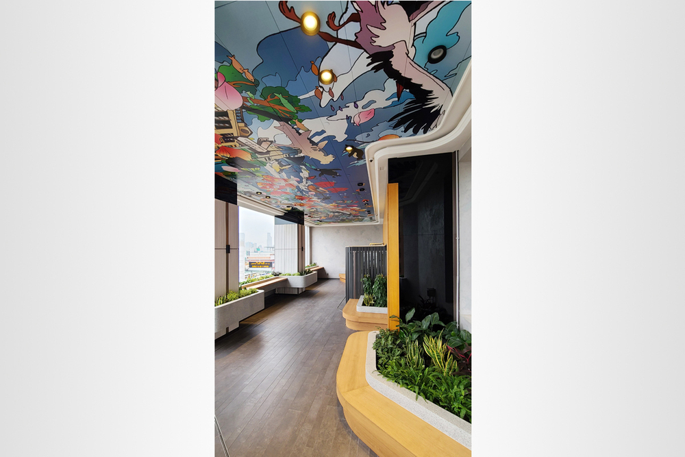 Vivian Ho''s Aquarium at 6/F Land[E]cape