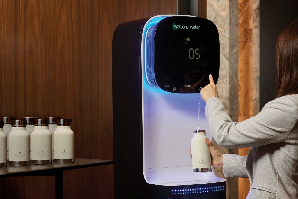 JW Marriott Hotel Hong Kong is integrating greener operations and wellness-focused practices across its guest experience, from energy efficiency and waste reduction to air quality and sustainable dining.