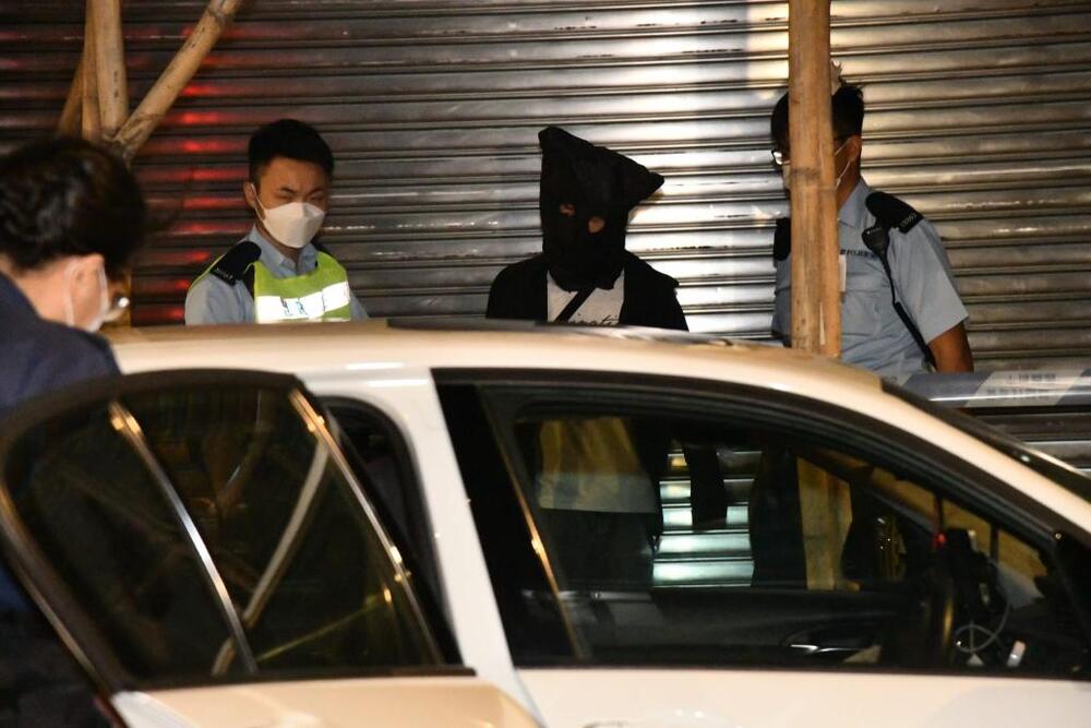 Police arrest the 28-year-old driver Fung. 