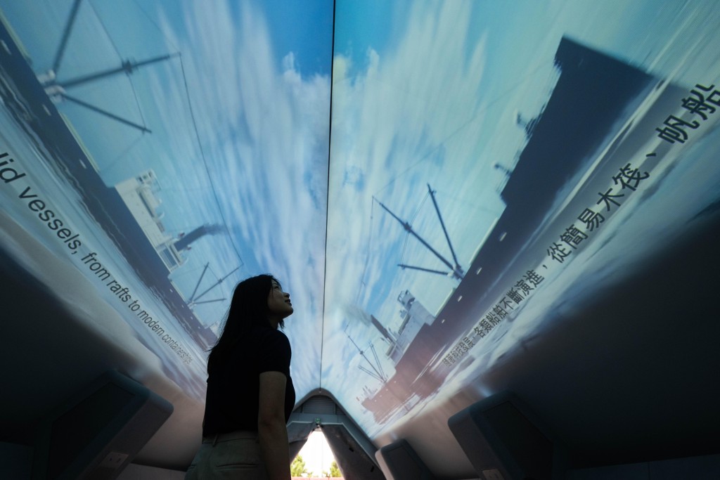 The plaza features a walkthrough pavilion with immersive ArtTech displays and interactive screens, enabling visitors to delve deeper into Hong Kong’s maritime history.