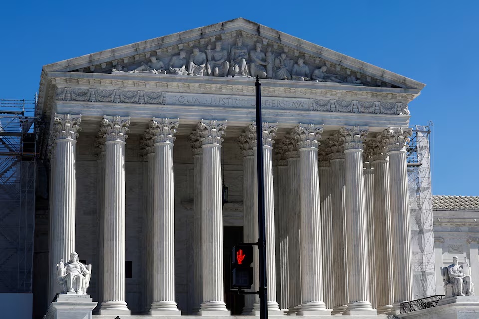 The United States Supreme Court building is seen in Washington, U.S. (Reuters) The United States Supreme Court building is seen in Washington, U.S. (Reuters)