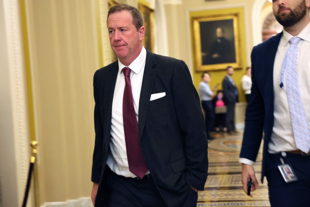 WASHINGTON, DC - FEBRUARY 12: Sen. Eric Schmidt (R-MO) walks through the halls of the US Capitol on February 12, 2026 in Washington, DC. The Department of Homeland Security will shut down if congress doesn't pass legislation funding the agency by Friday. Michael M. Santiago/Getty Images/AFP (Photo by Michael M. Santiago / GETTY IMAGES NORTH AMERICA / Getty Images via AFP)