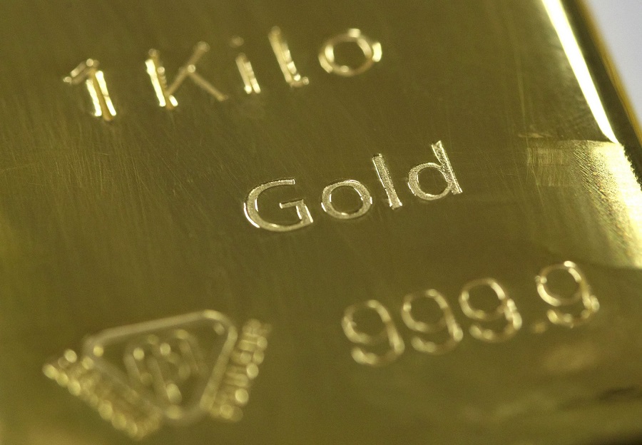 A gold ingot of 1 kg in the treatment center of Canton of Vaud Bank near Lausanne seen in February 2011. Photo by REUTERS