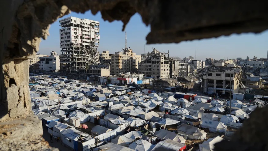 A makeshift tent camp for displaced Palestinians stretches across Gaza City on Tuesday, May 6, 2025. (AP Photo/Jehad Alshrafi)